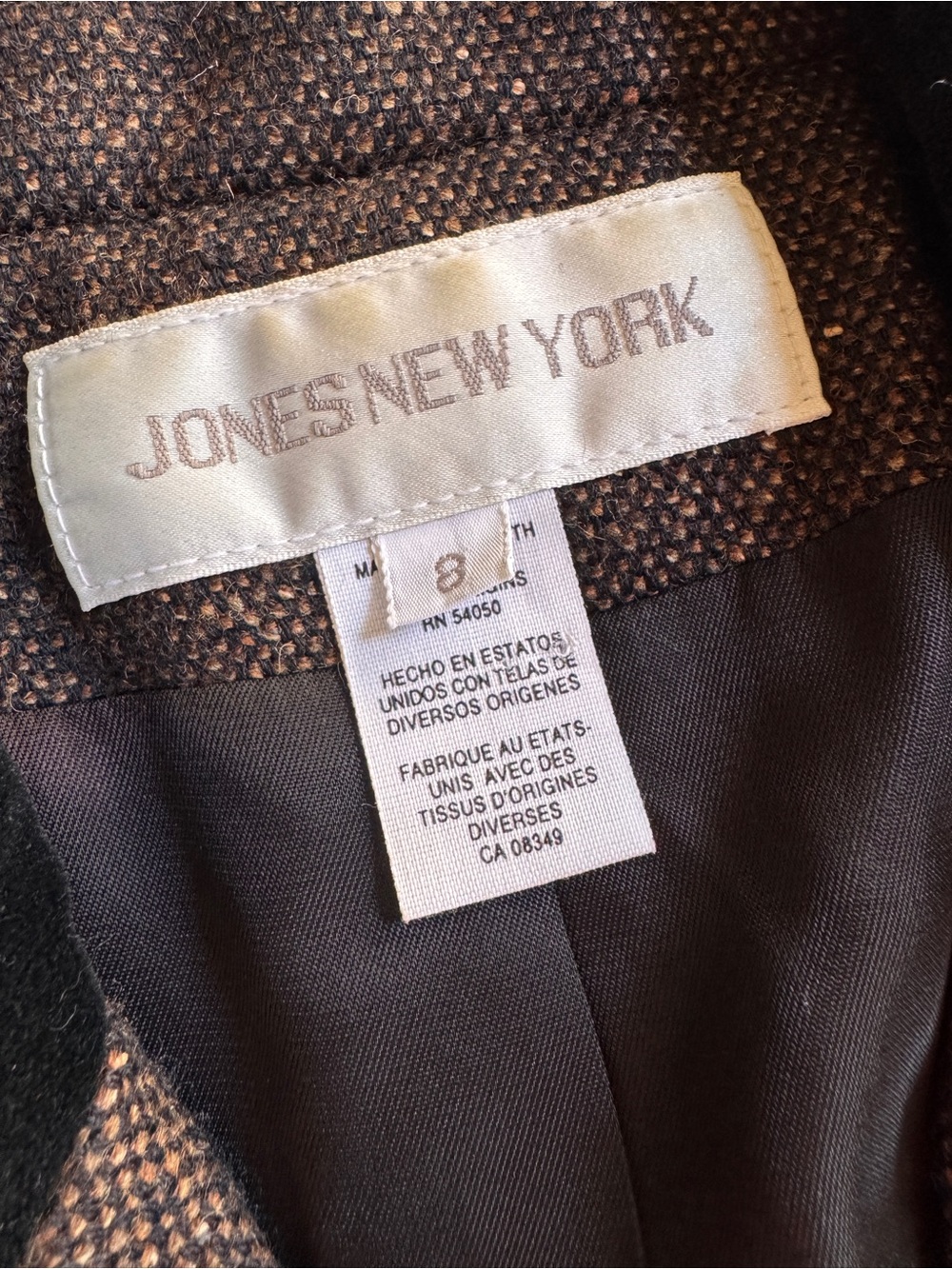 Jones New York Brown Blazer with Black Velvet Collar - Picture 7 of 9